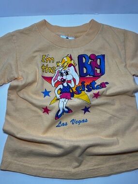 Vintage 90s Funky Las Vegas Im The Big Sister T-Shirt Cracked Graphic Puff Print